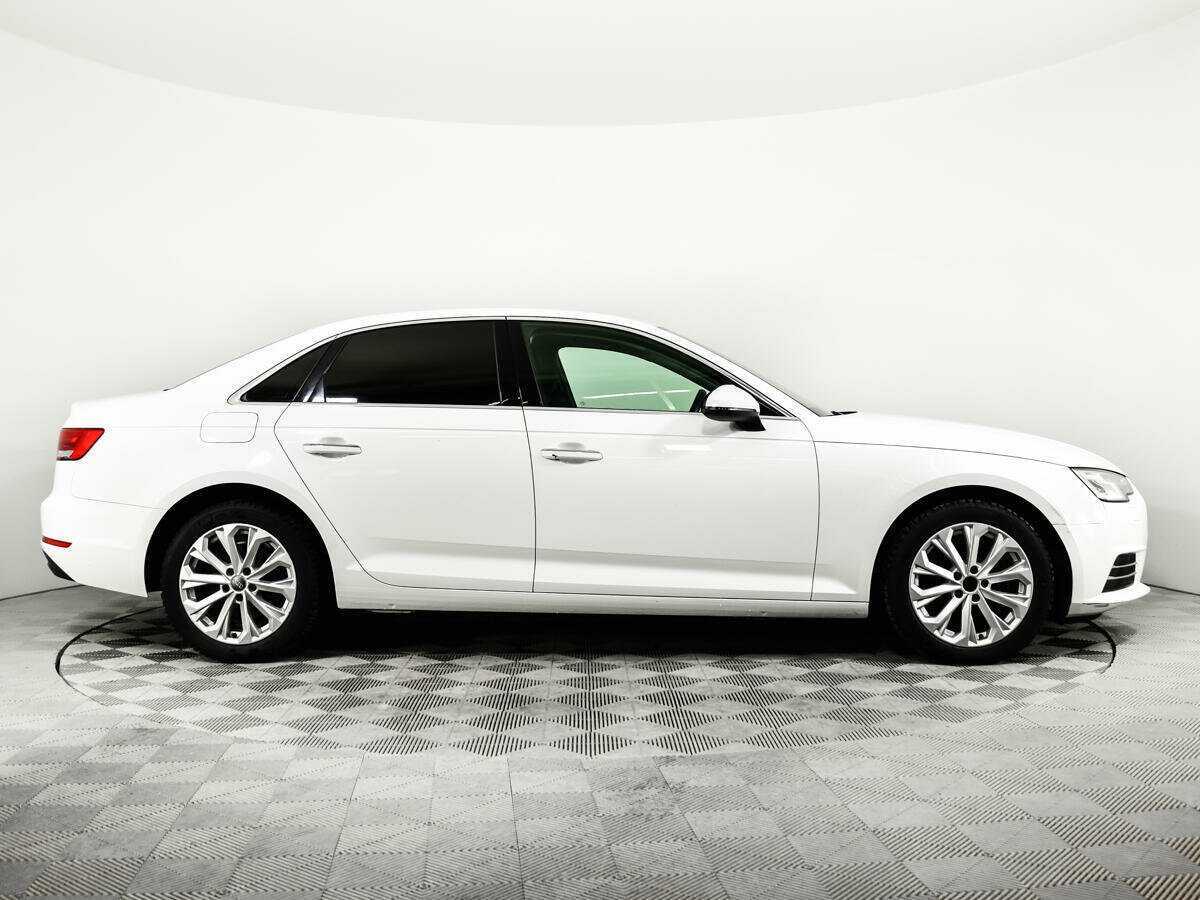 Audi A4 2016 года с пробегом. Фото: #3
