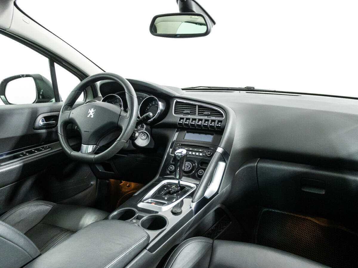 Б/У Пежо 3008 2013 года. Фото: #8