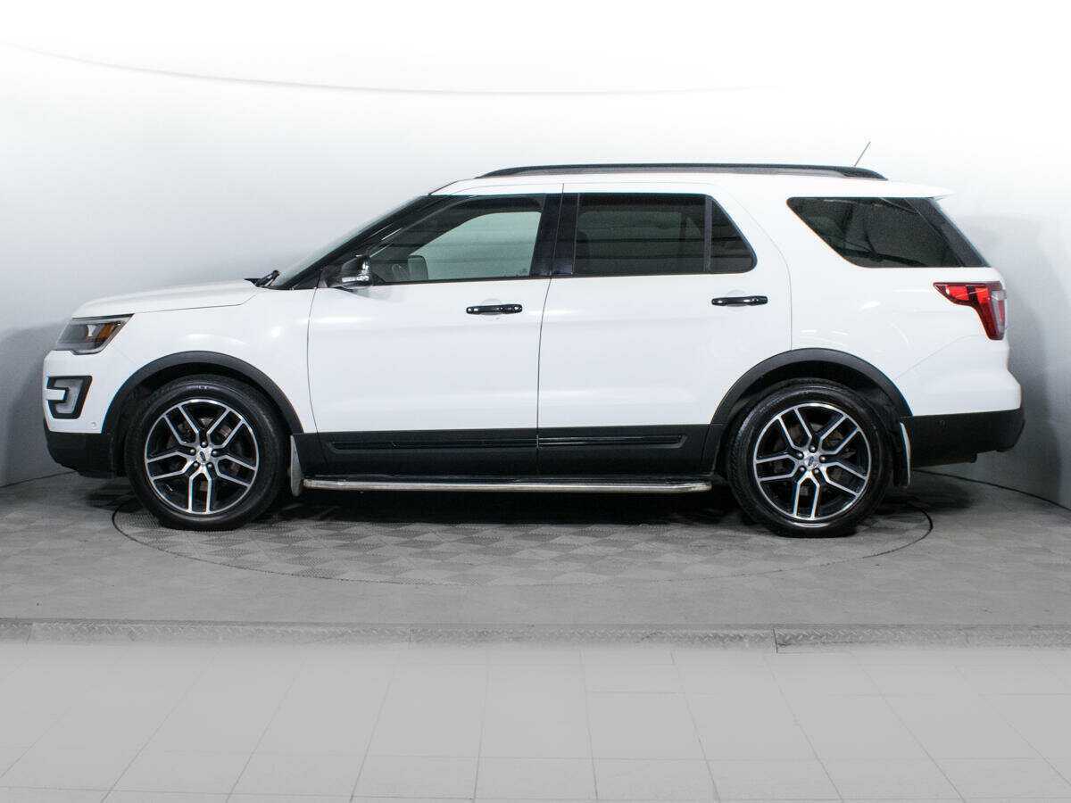 Ford Explorer 2016 года с пробегом. Фото: #4