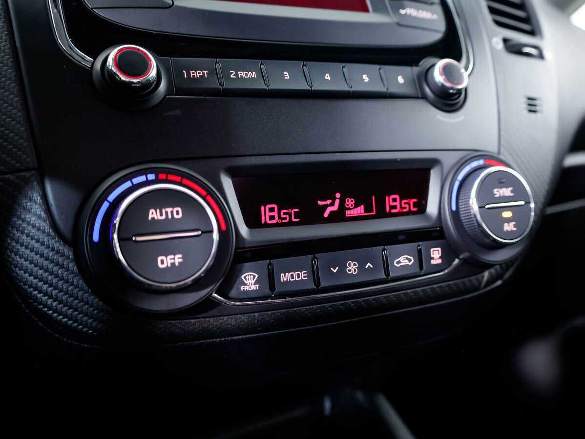 Kia Cerato 2018 года с пробегом. Фото: #14