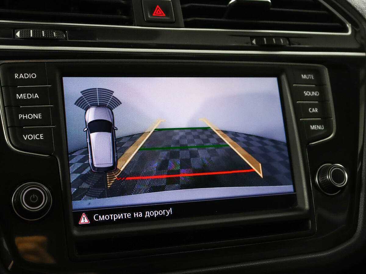 Б/У Фольксваген Тигуан 2017 года. Фото: #15