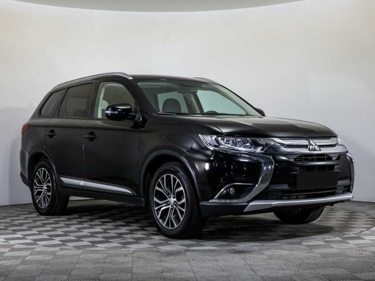 Mitsubishi Outlander 2017 года с пробегом. Фото: #2