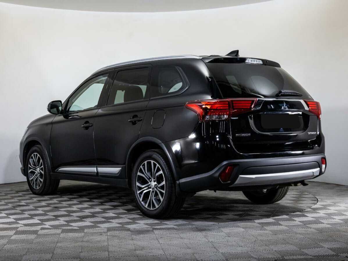 Mitsubishi Outlander 2017 года с пробегом. Фото: #6