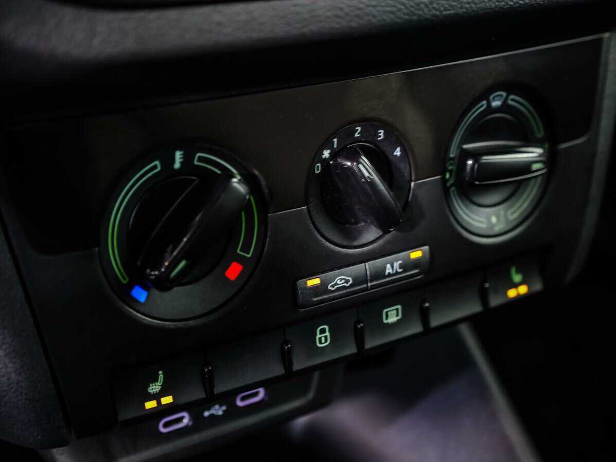 Skoda Rapid 2021 года с пробегом. Фото: #12