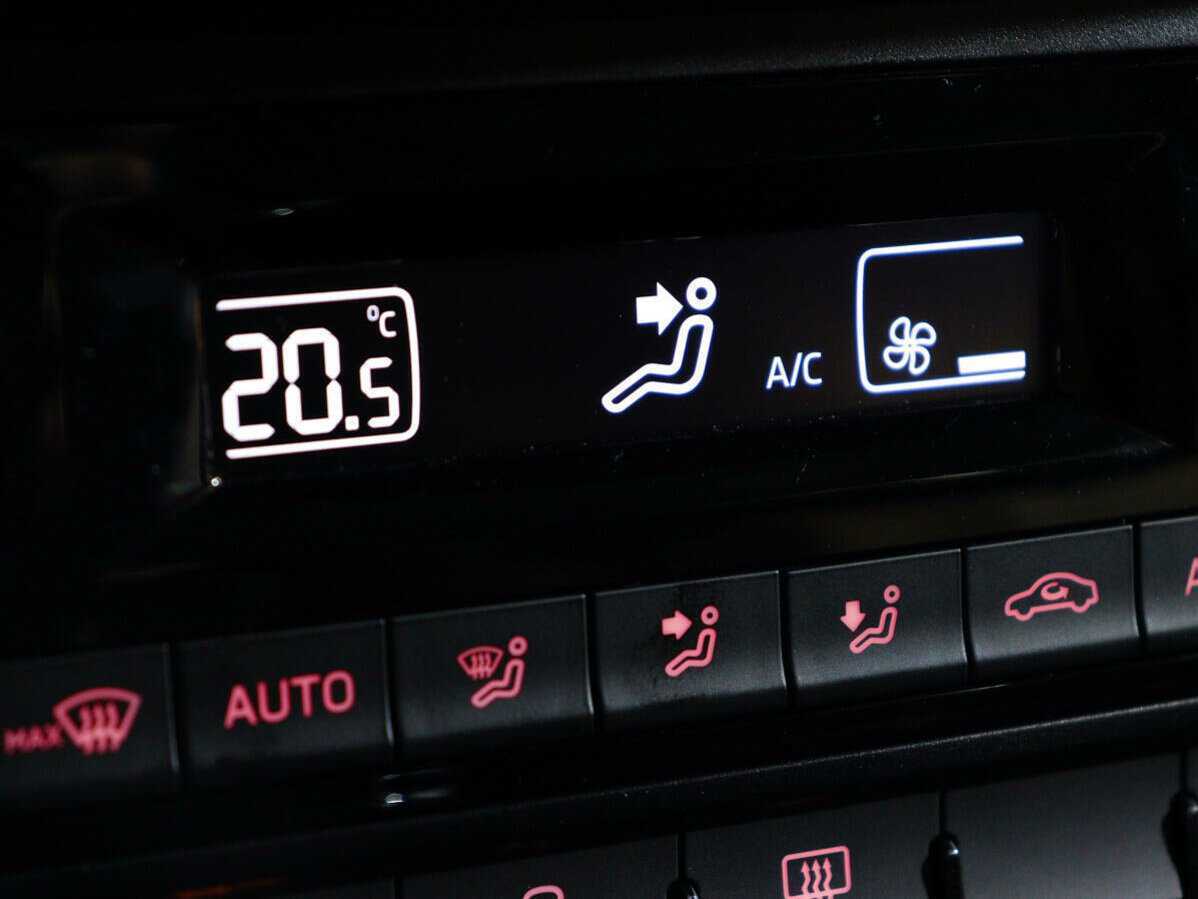 Б/У Фольксваген Поло 2021 года. Фото: #17