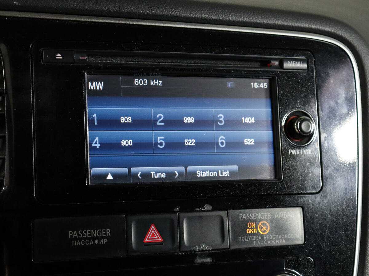 Б/У Митсубиши Оутлэндер 2012 года. Фото: #18