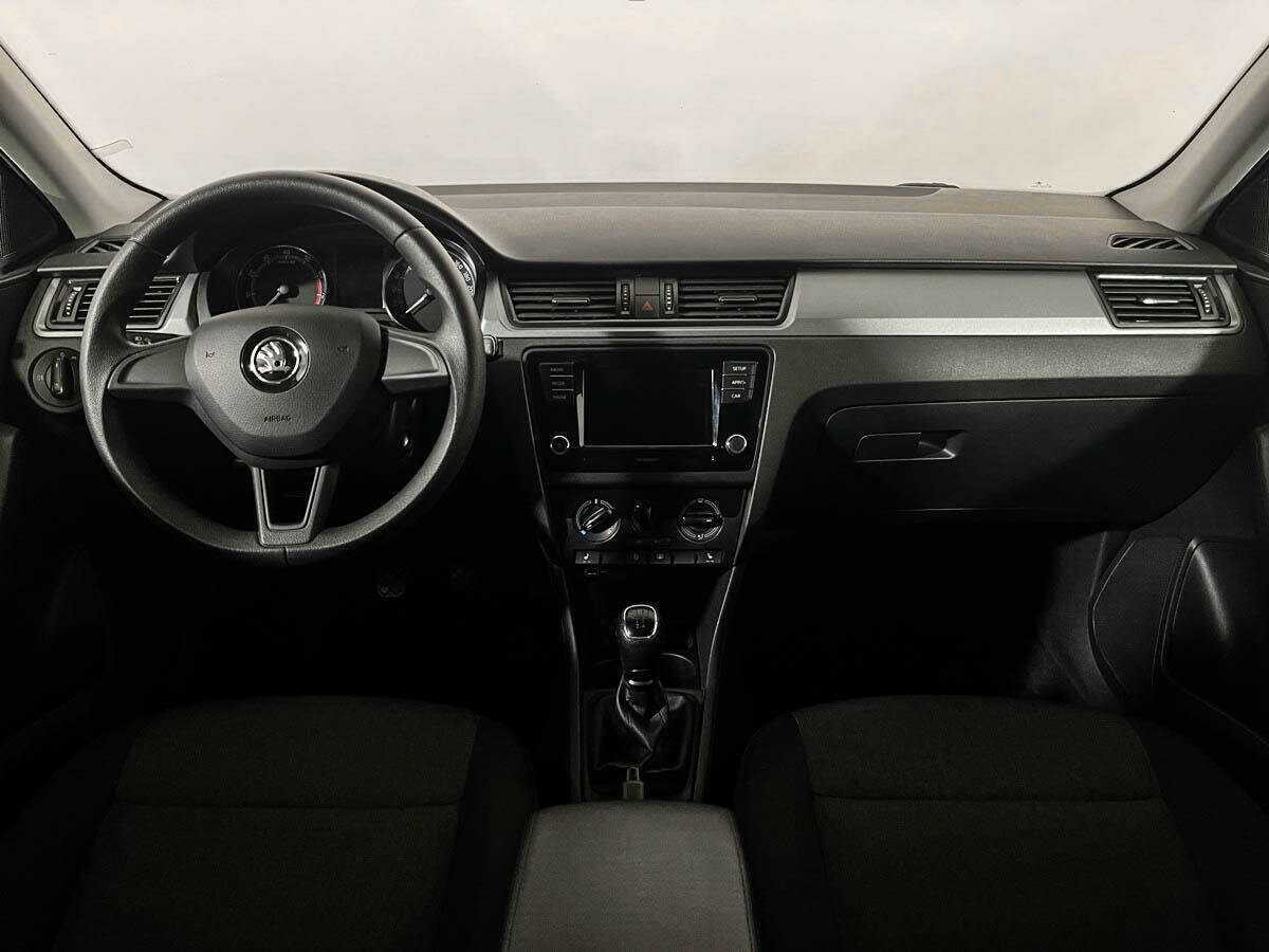 Б/У Шкода Рапид 2019 года. Фото: #9