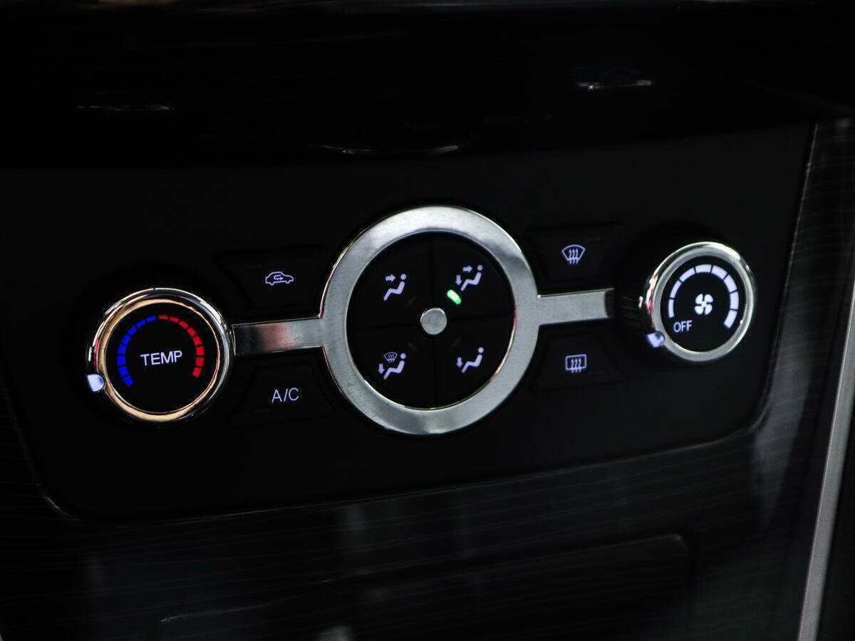 Б/У Лифан Солано 2018 года. Фото: #15