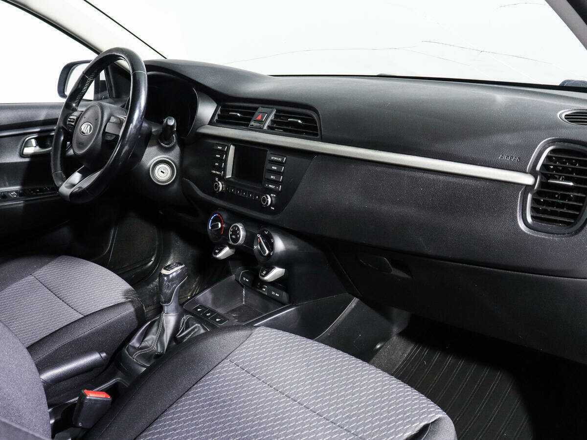 Б/У Киа Рио 2017 года. Фото: #8