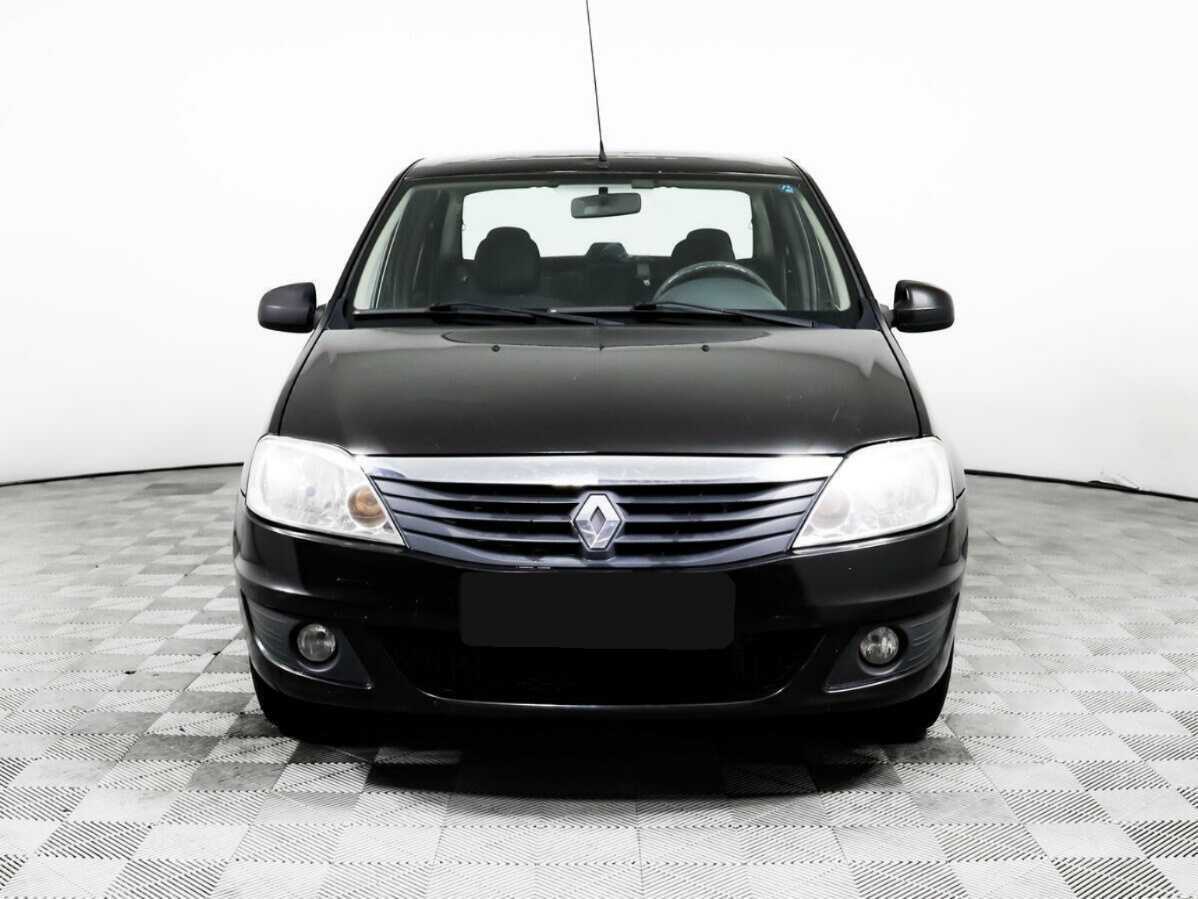Б/У Рено Логан 2012 года. Фото: #1