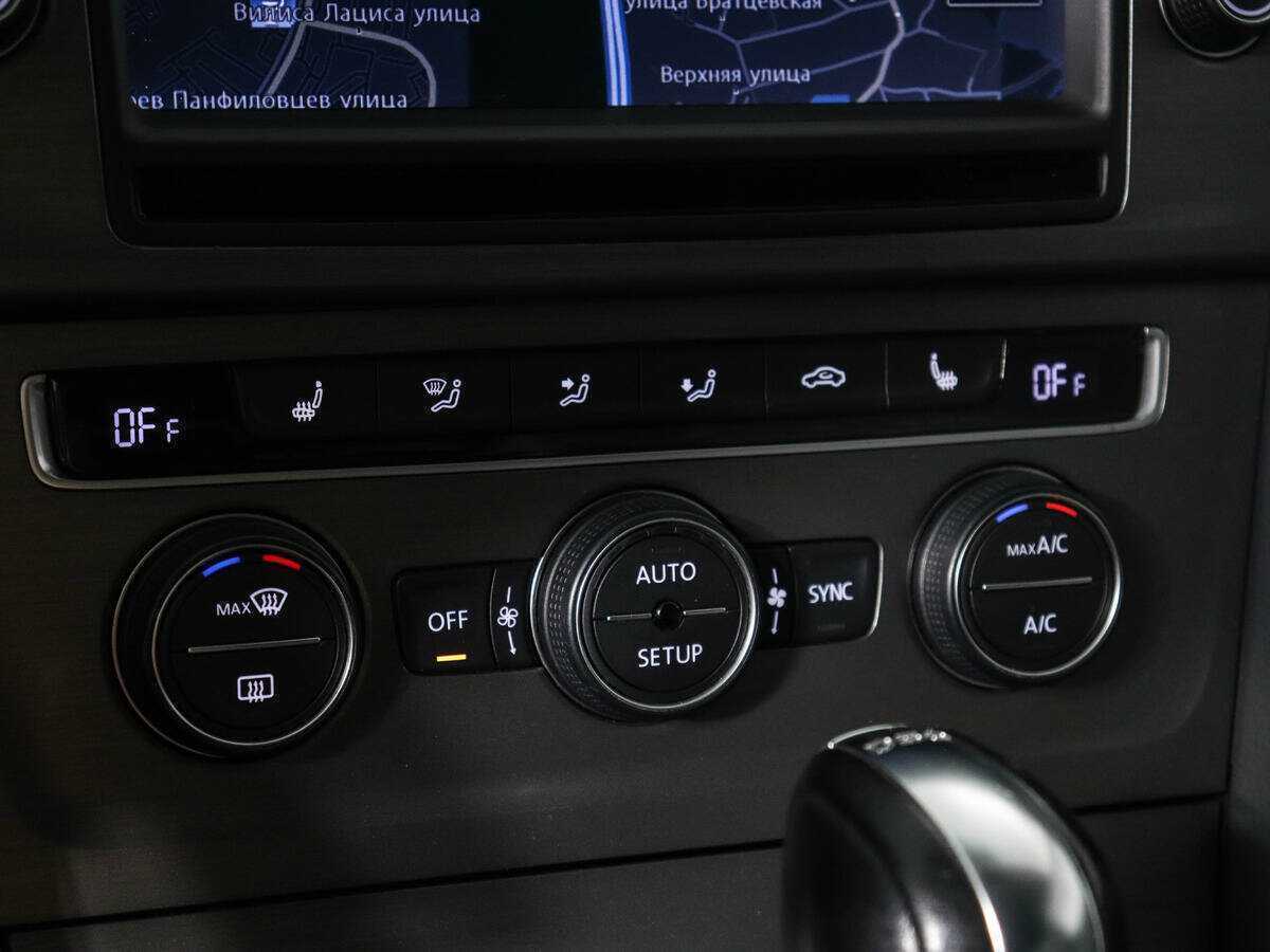 Б/У Фольксваген Гольф 2013 года. Фото: #13