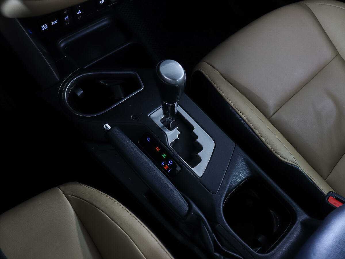 Toyota RAV4 2018 года с пробегом. Фото: #14