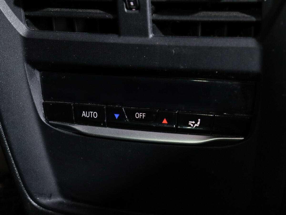 BMW 3 серии 2020 года с пробегом. Фото: #15