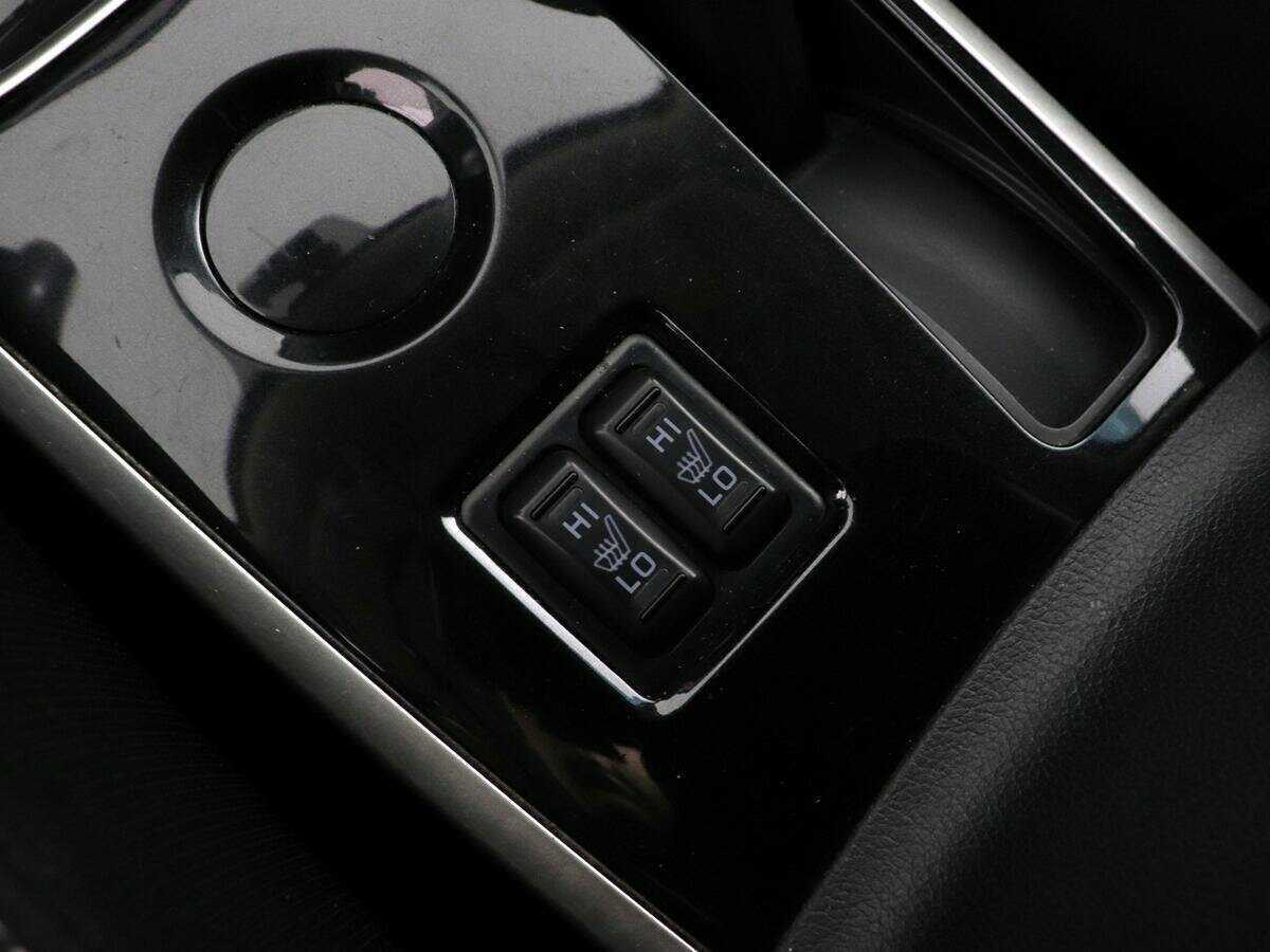 Б/У Митсубиши Оутлэндер 2019 года. Фото: #14