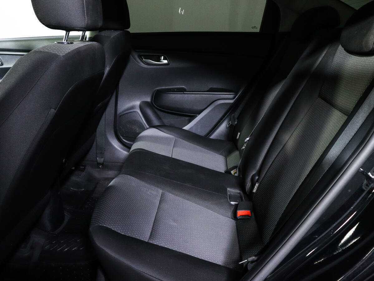 Kia Rio 2021 года с пробегом. Фото: #8