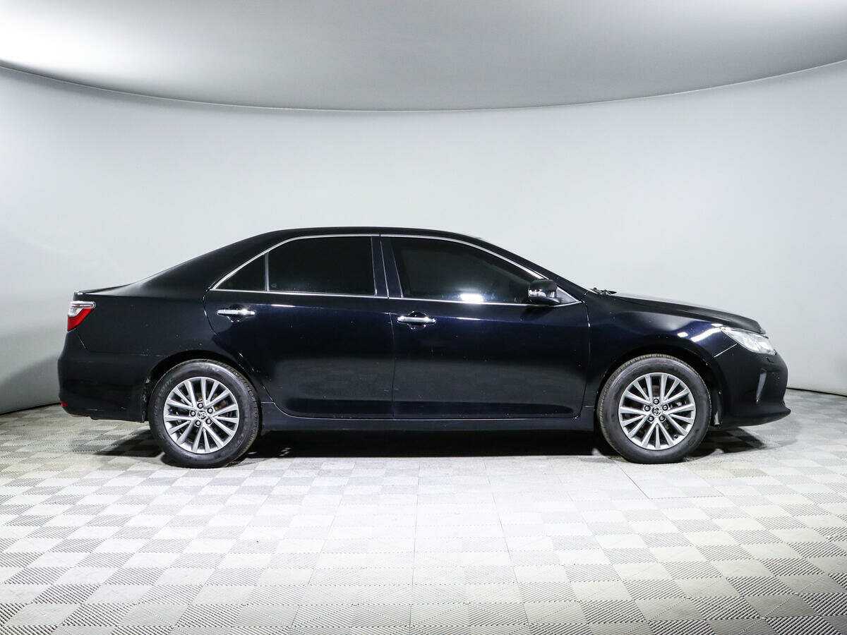 Б/У Тойота Камри 2016 года. Фото: #3