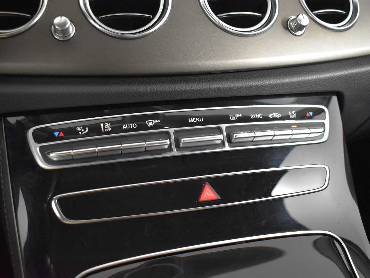 Mercedes-Benz E-Класс 2016 года с пробегом. Фото: #15