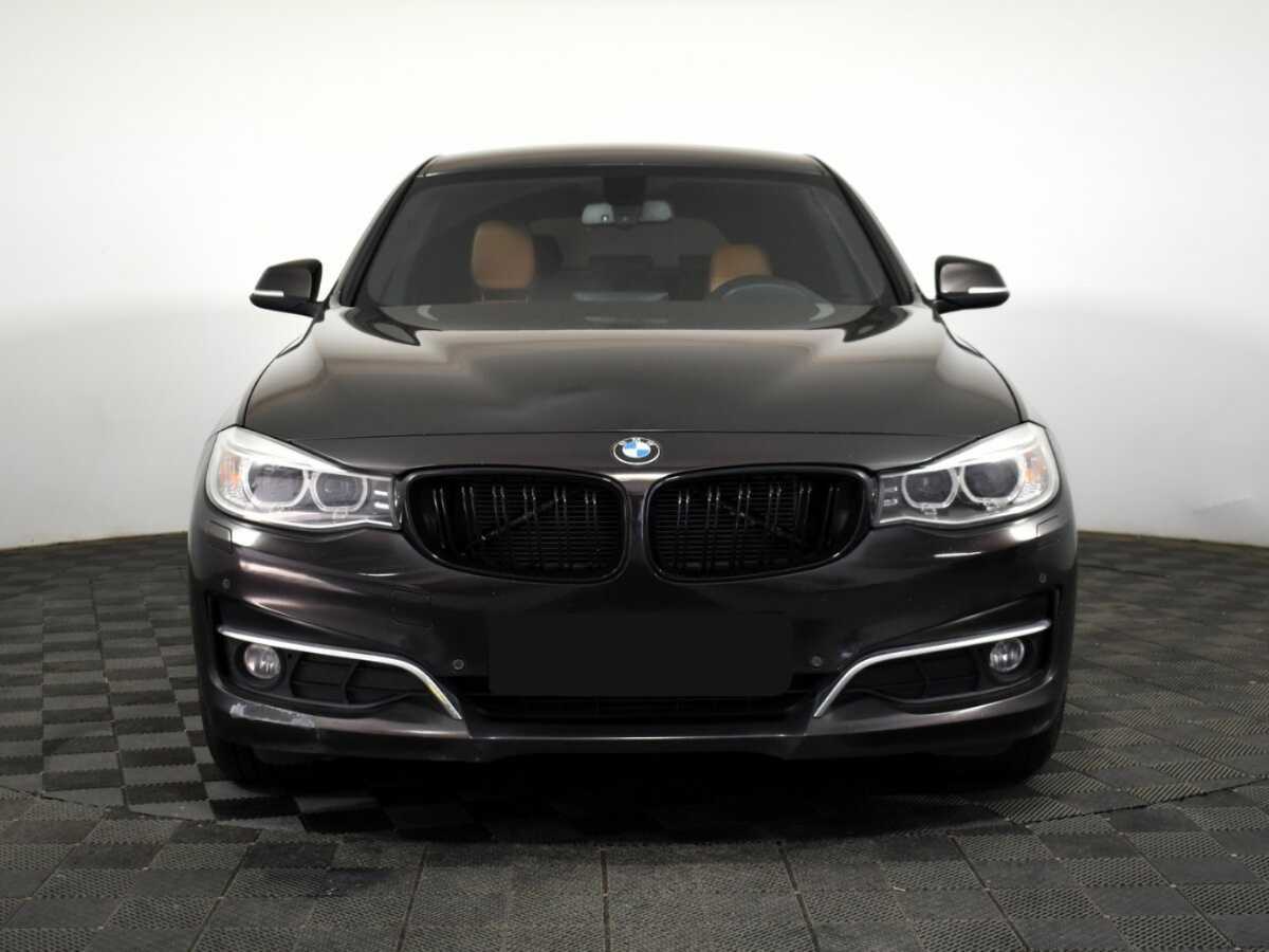 BMW 3 серии 2013 года с пробегом. Фото: #1