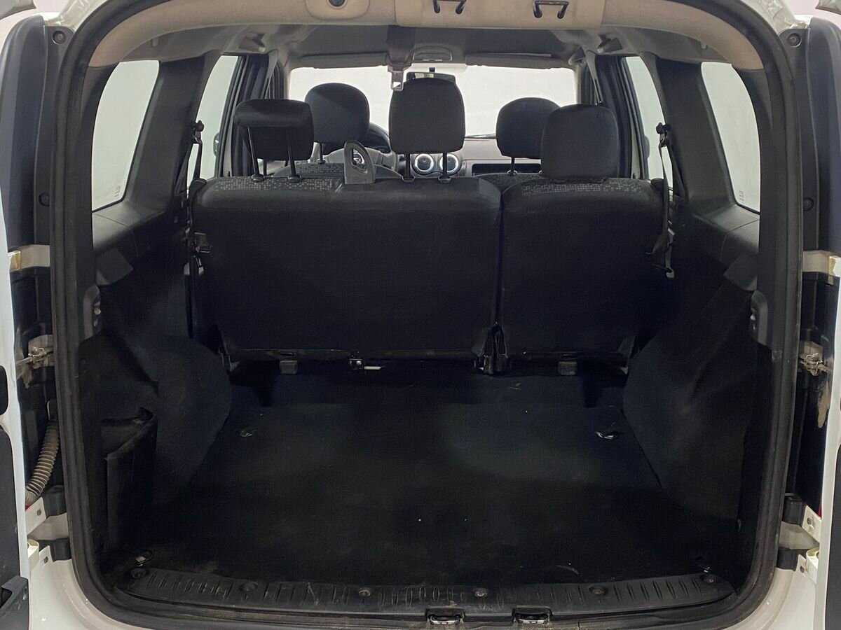 Lada (ВАЗ) Largus 2019 года с пробегом. Фото: #13