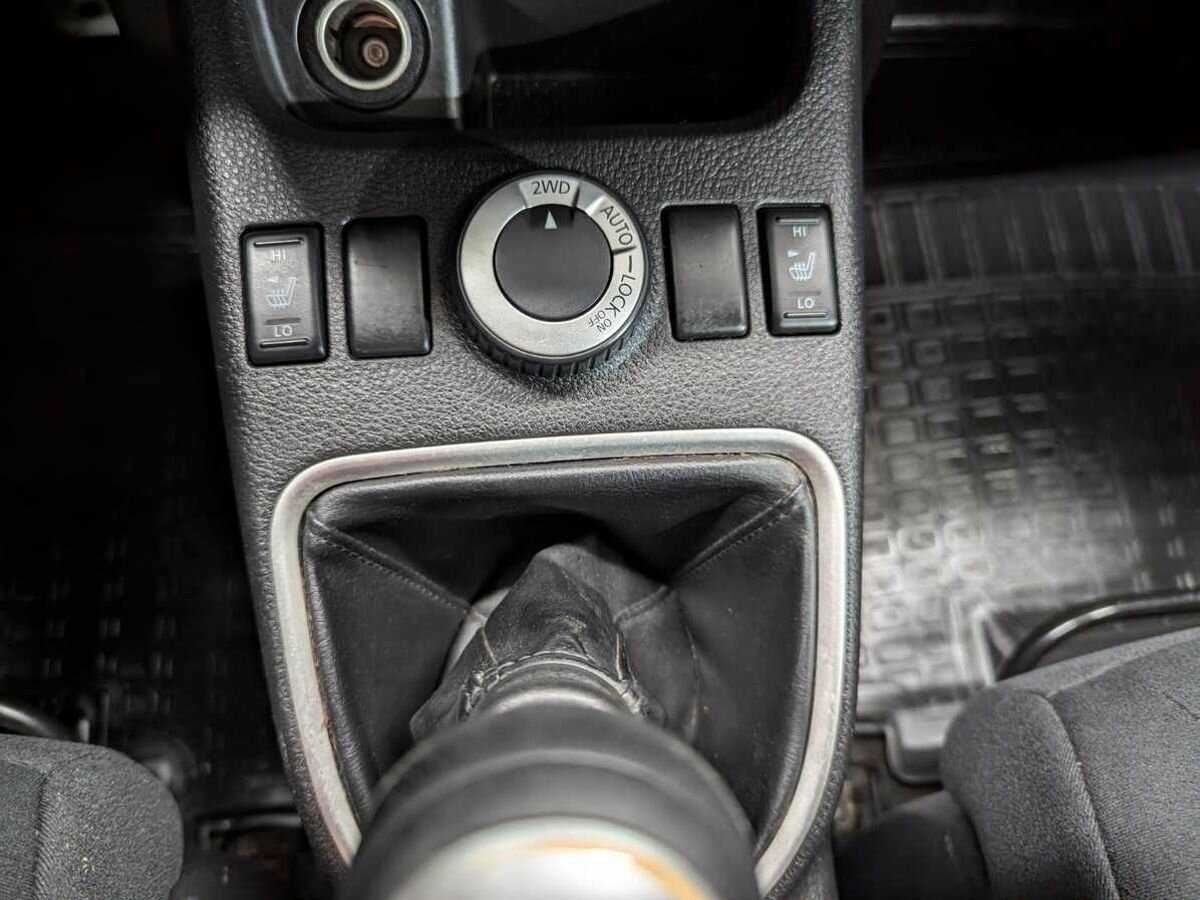 Б/У Ниссан Икс-Трейл 2013 года. Фото: #14