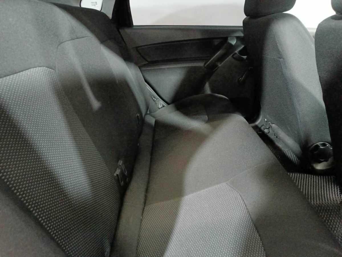 Lada (ВАЗ) Granta 2018 года с пробегом. Фото: #10