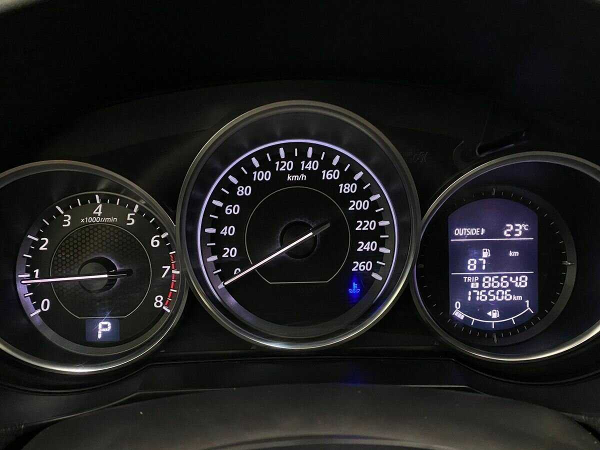 Б/У Мазда 6 2012 года. Фото: #12