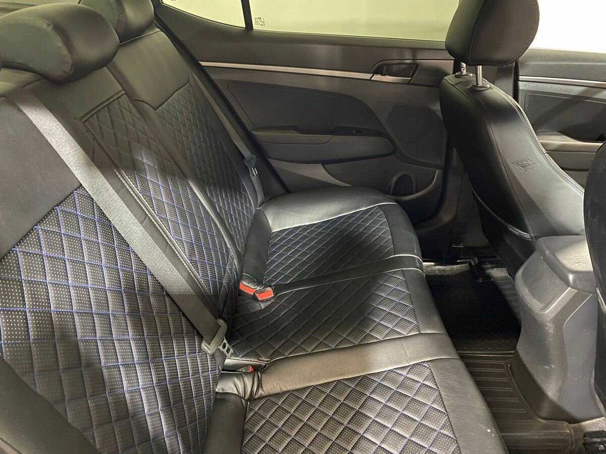 Б/У Хендай Елантра 2017 года. Фото: #10