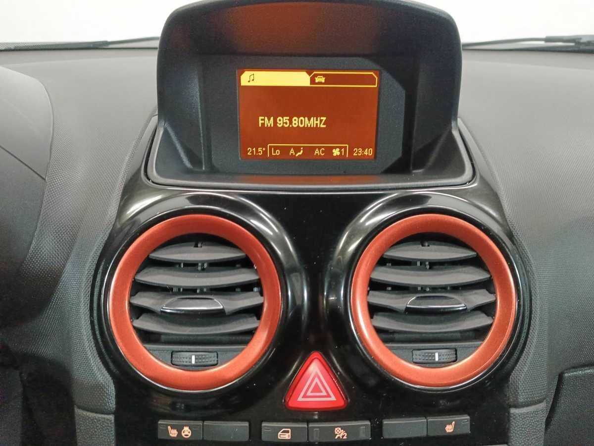 Opel Corsa 2013 года с пробегом. Фото: #13