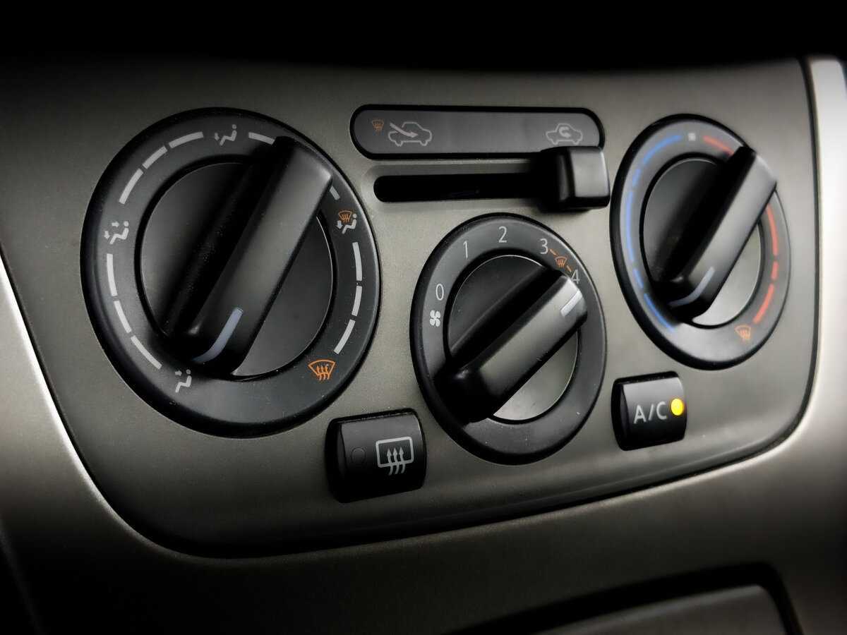 Б/У Ниссан Сентра 2015 года. Фото: #20