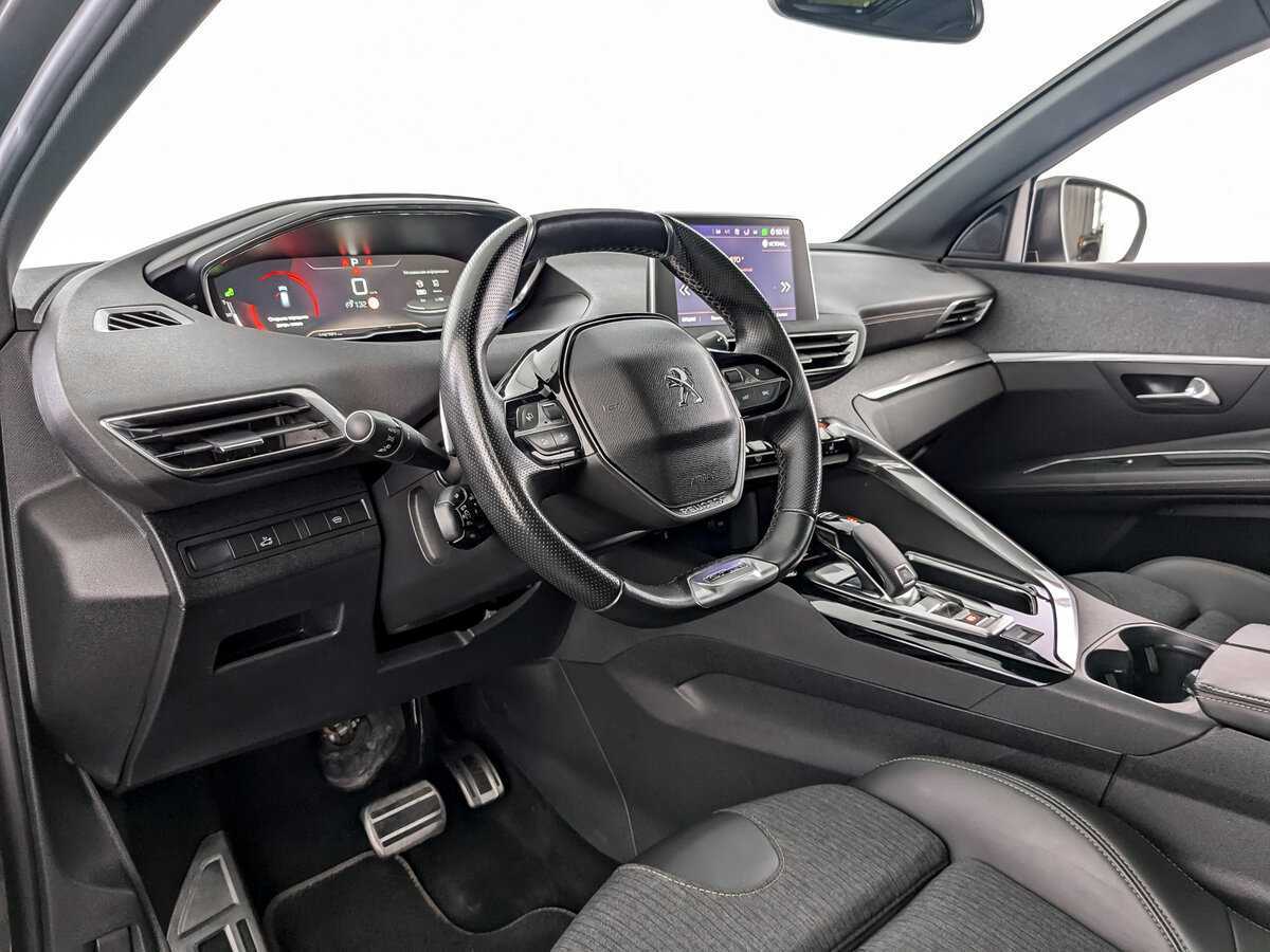 Б/У Пежо 3008 2018 года. Фото: #13