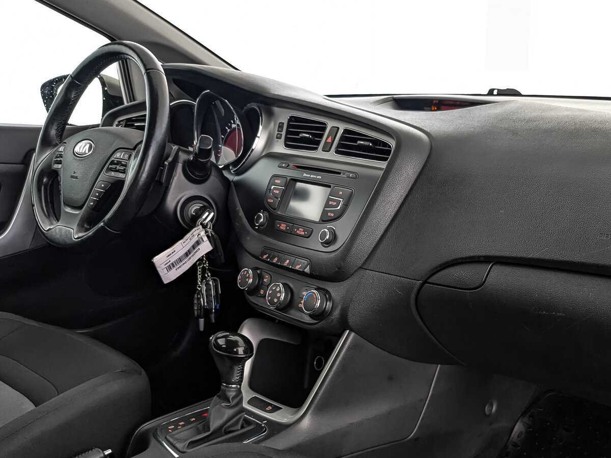 Б/У Киа Сид 2014 года. Фото: #8