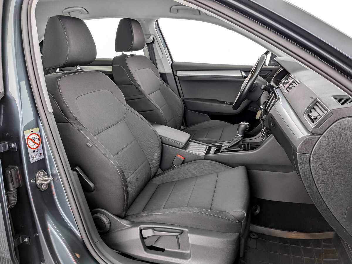 Б/У Шкода Суперб 2018 года. Фото: #18