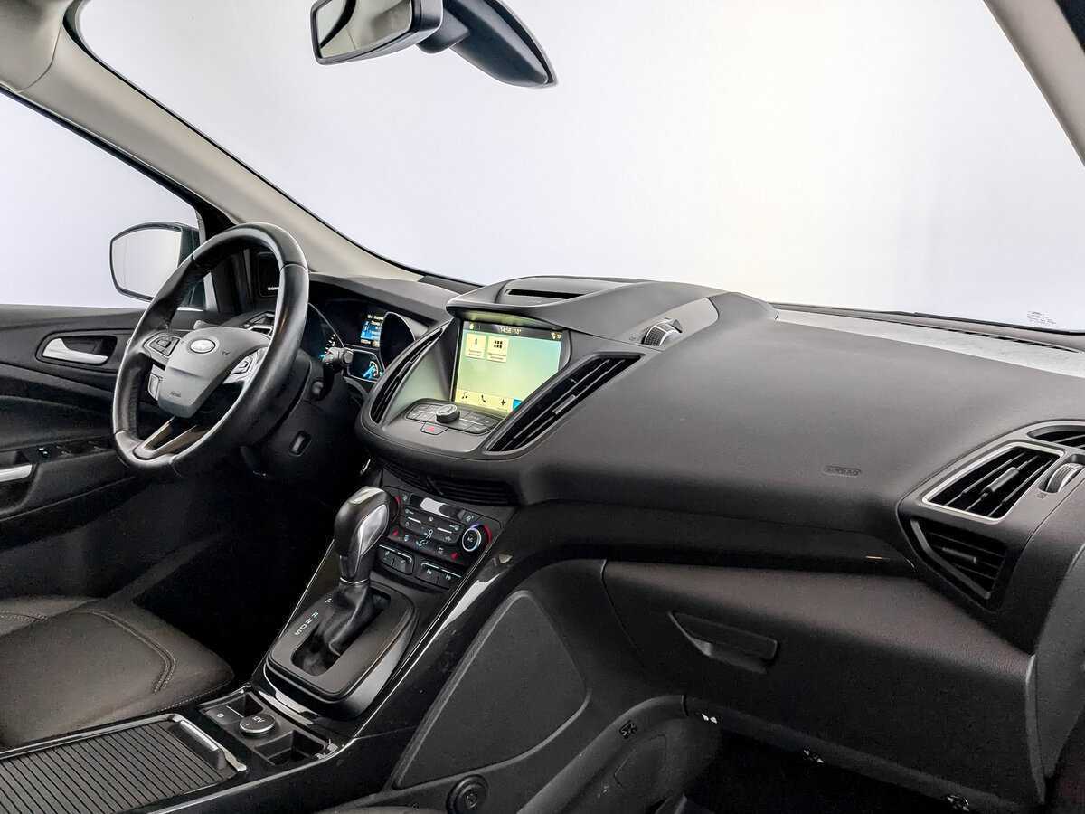 Б/У Форд Куга 2017 года. Фото: #8