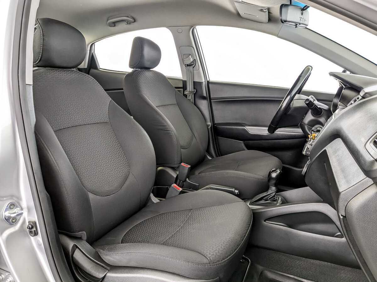 Б/У Киа Рио 2016 года. Фото: #18