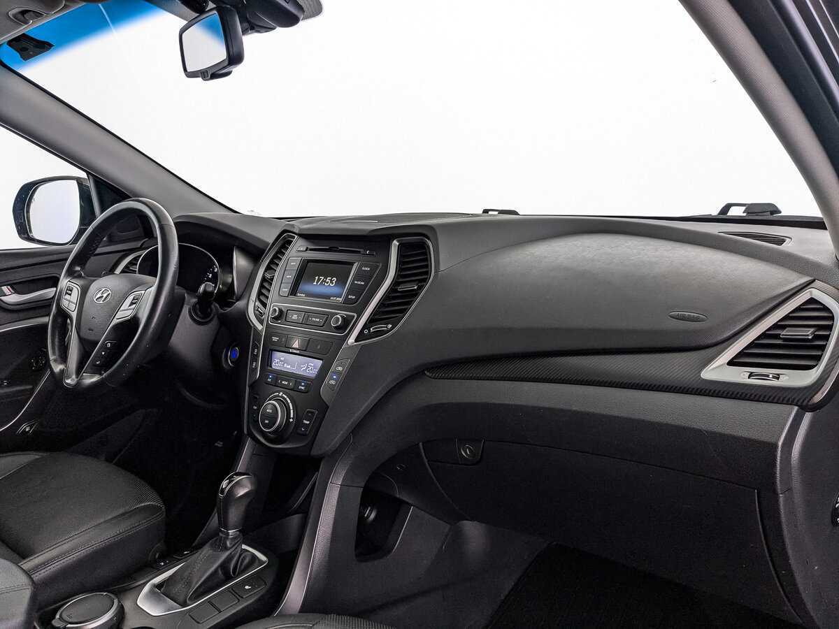 Б/У Хендай Санта Фе 2017 года. Фото: #8