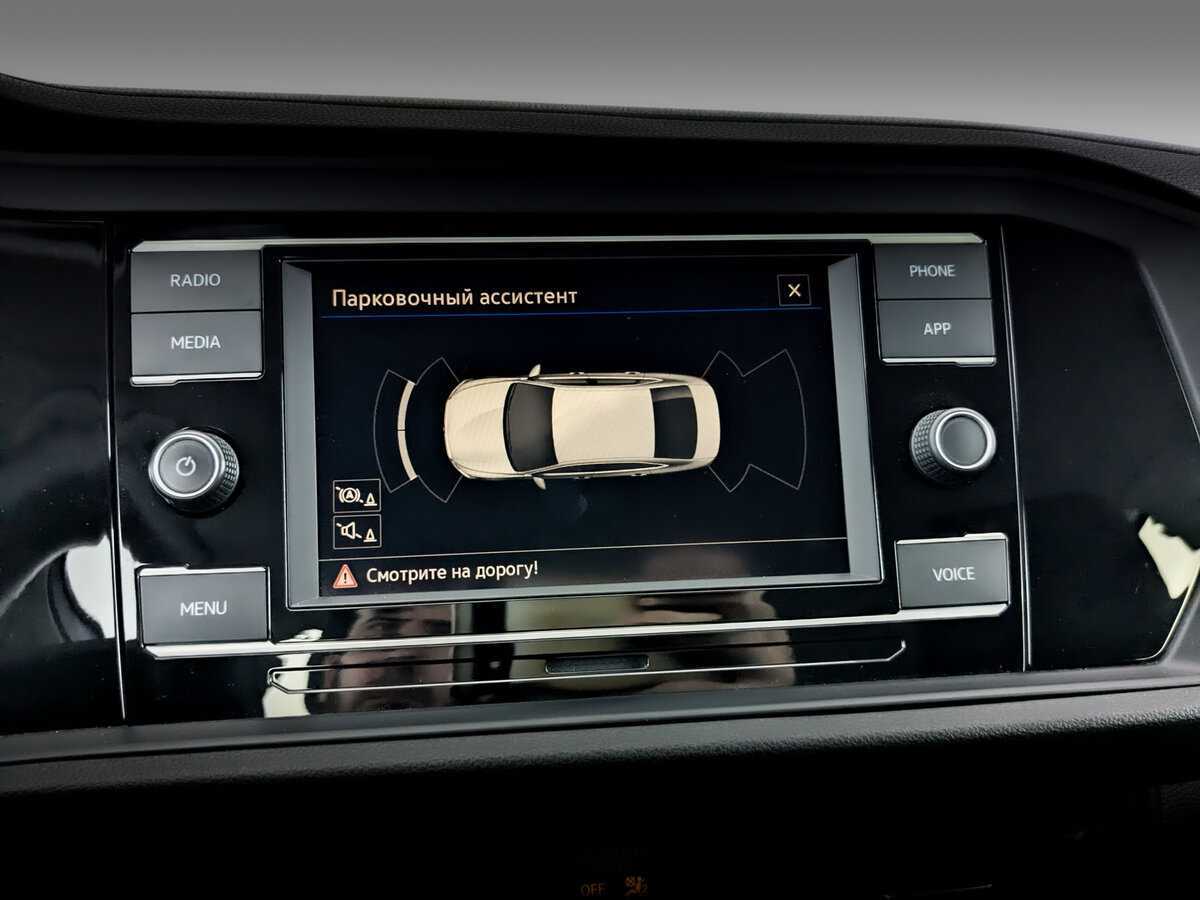 Б/У Фольксваген Джетта 2020 года. Фото: #21