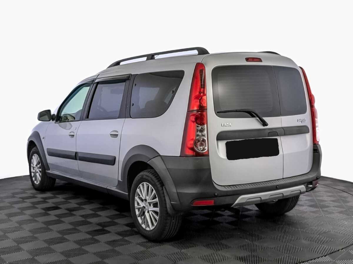 Lada (ВАЗ) Largus 2017 года с пробегом. Фото: #6
