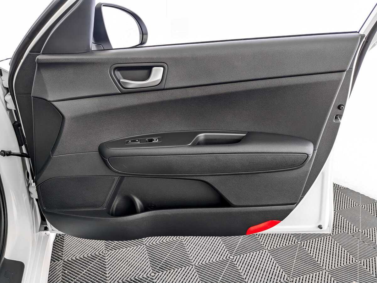 Б/У Киа Оптима 2020 года. Фото: #18