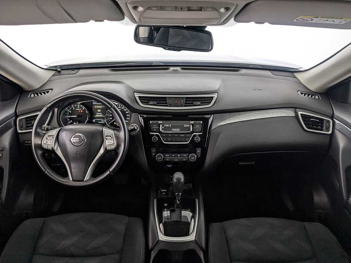 Б/У Ниссан Икс-Трейл 2015 года. Фото: #9