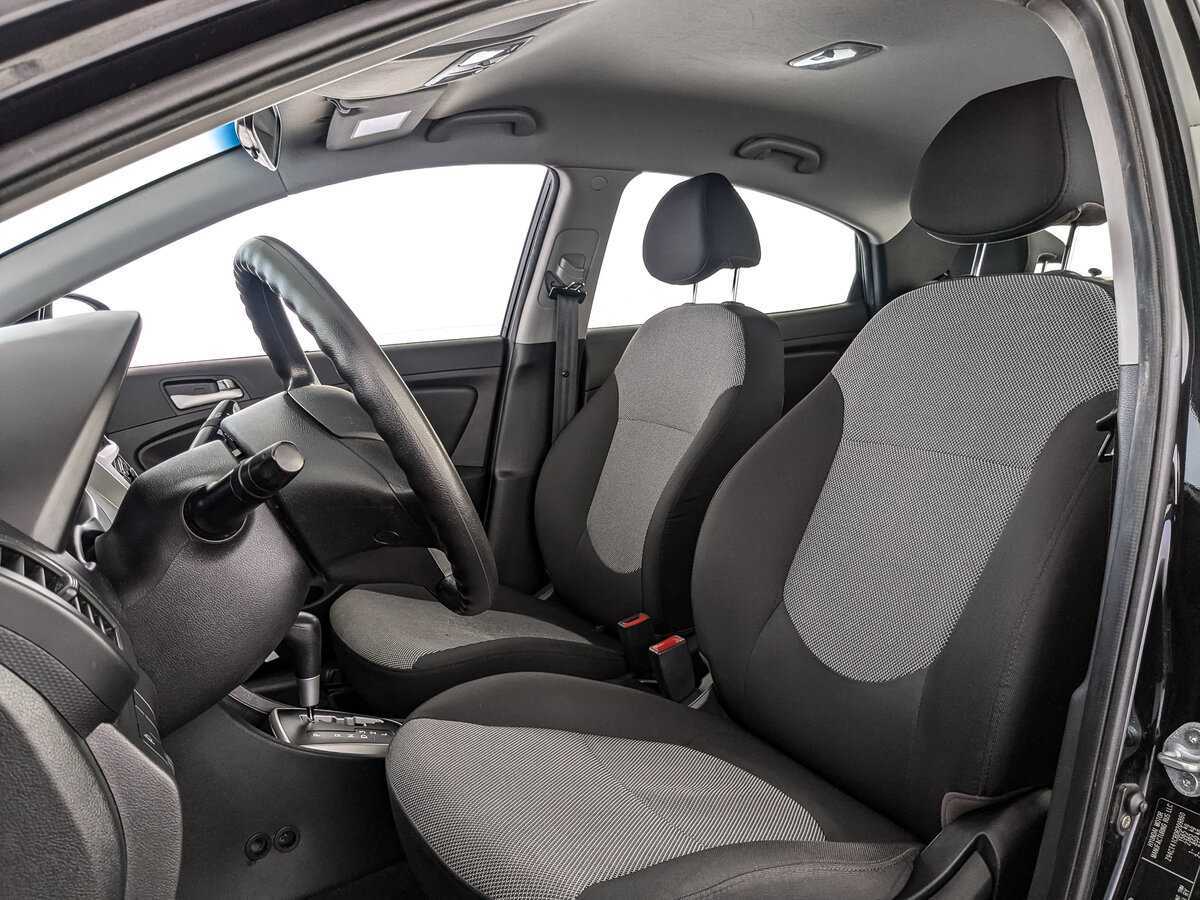 Б/У Хендай Солярис 2013 года. Фото: #15