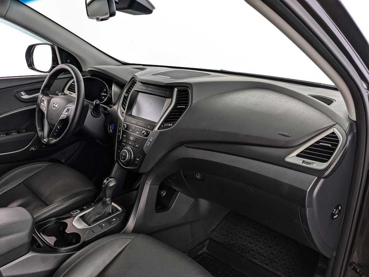 Б/У Хендай Санта Фе 2017 года. Фото: #8