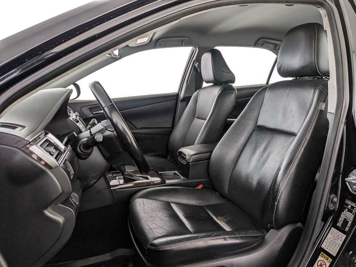 Б/У Тойота Камри 2017 года. Фото: #15