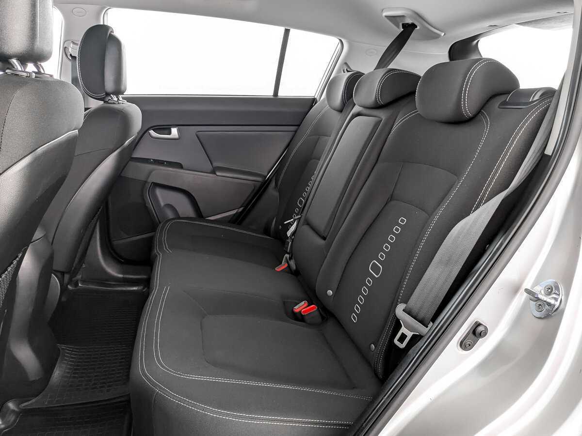 Б/У Киа Спортейдж 2015 года. Фото: #9