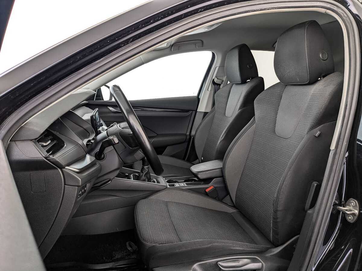 Б/У Шкода Октавия 2021 года. Фото: #15