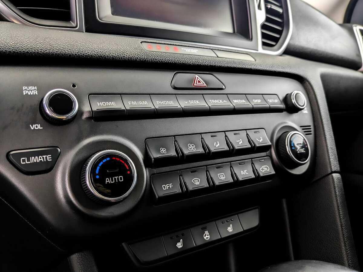 Б/У Киа Спортейдж 2018 года. Фото: #19