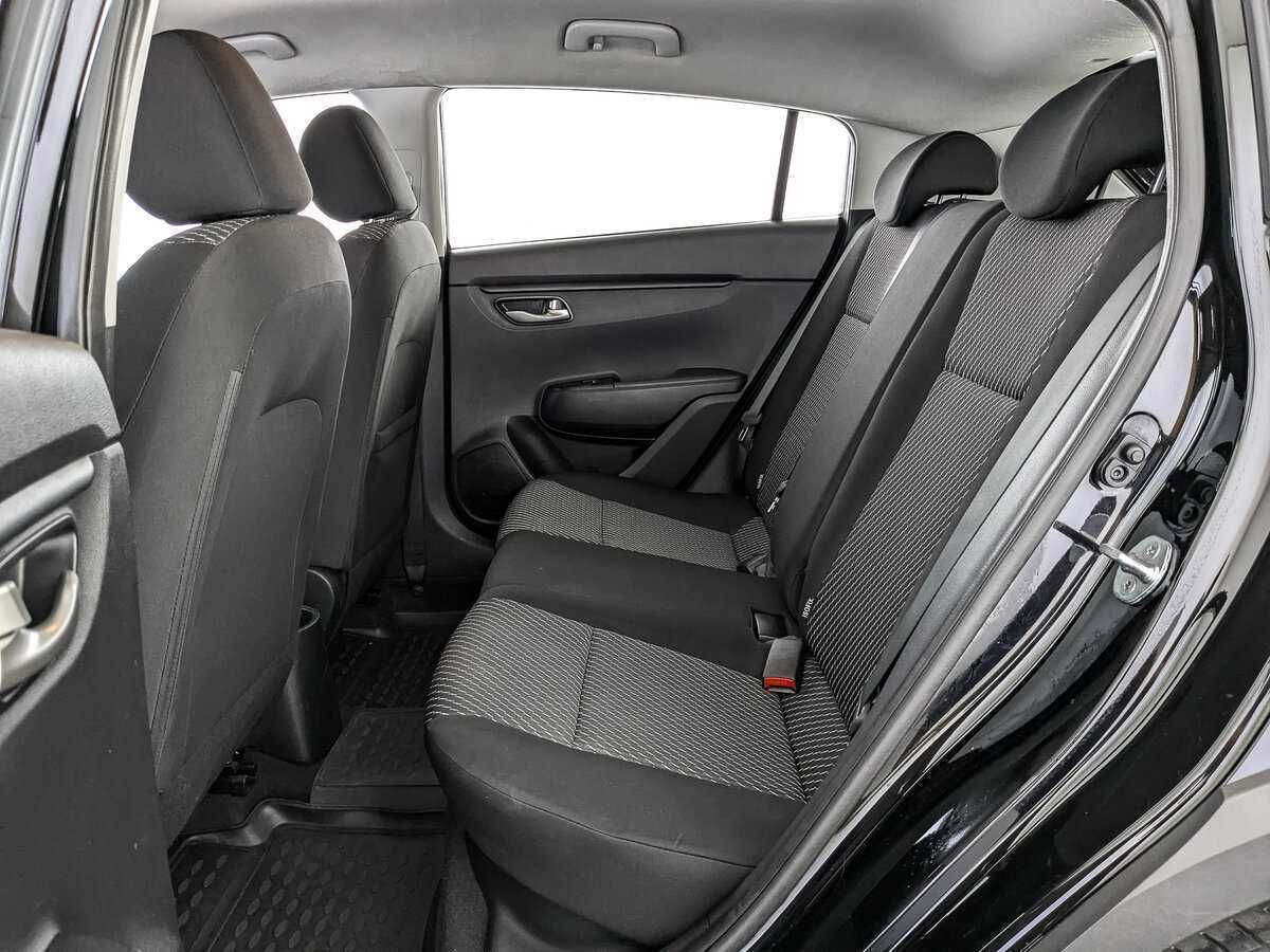 Б/У Киа Рио 2018 года. Фото: #13