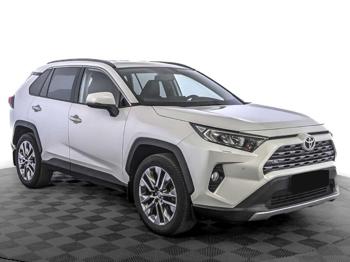 Toyota RAV4 2020 года с пробегом. Фото: #2