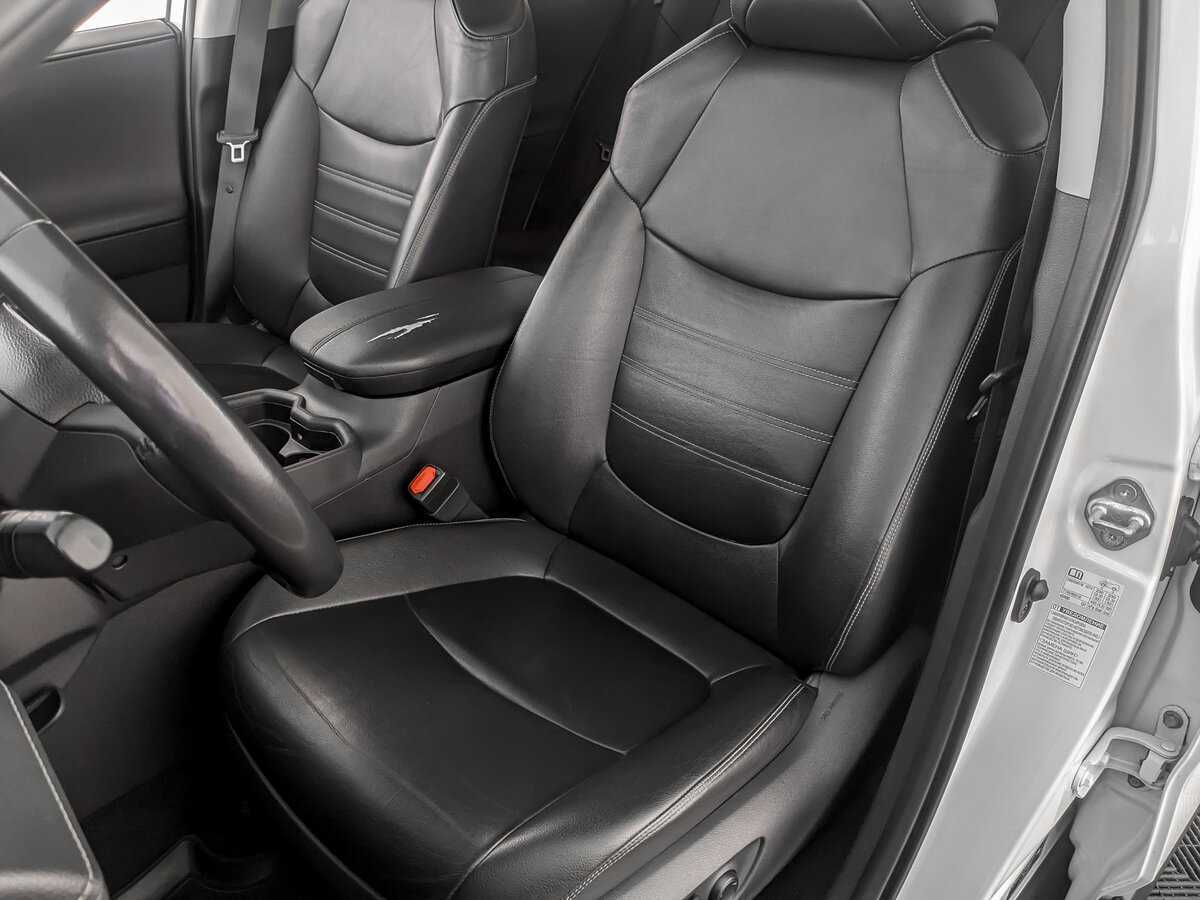 Toyota RAV4 2020 года с пробегом. Фото: #16