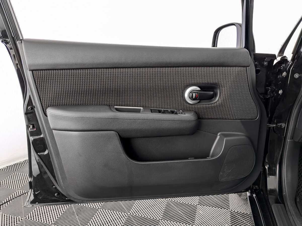 Б/У Ниссан Тиида 2013 года. Фото: #14