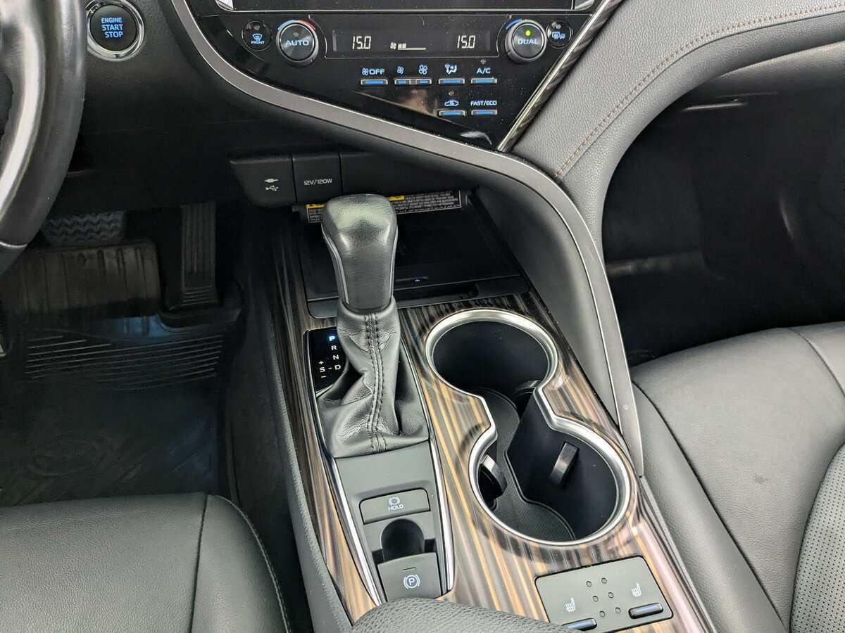 Toyota Camry 2020 года с пробегом. Фото: #22